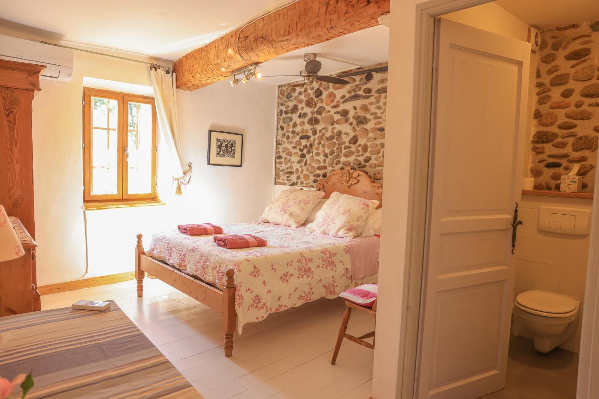 Mas St. Joseph Bed & Breakfast Ille-sur-Tet Exterior photo